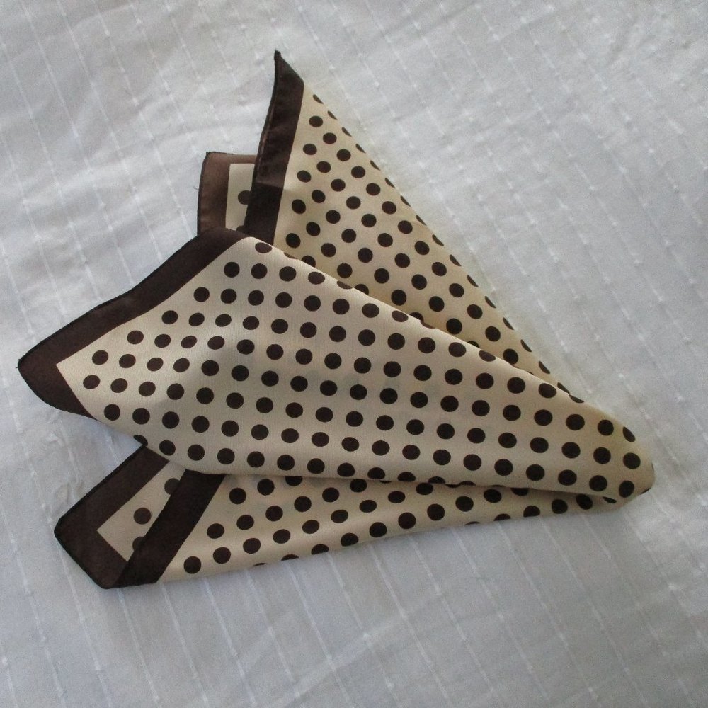 1960s cream with brown dots scarf - Picture 6 of 6